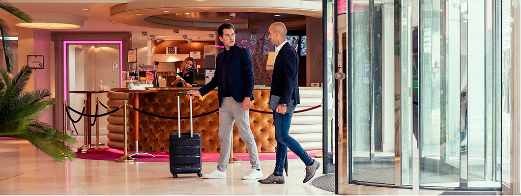 Карусельные двери ASSA ABLOY RD700